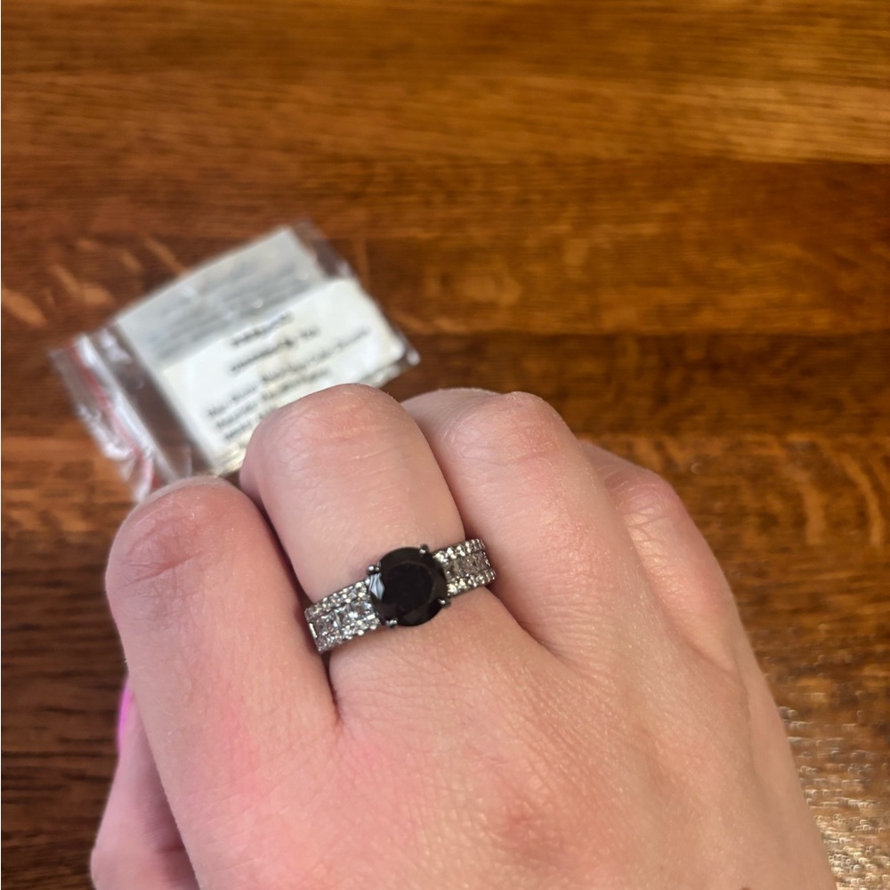 Elegant Black and Silver Ring